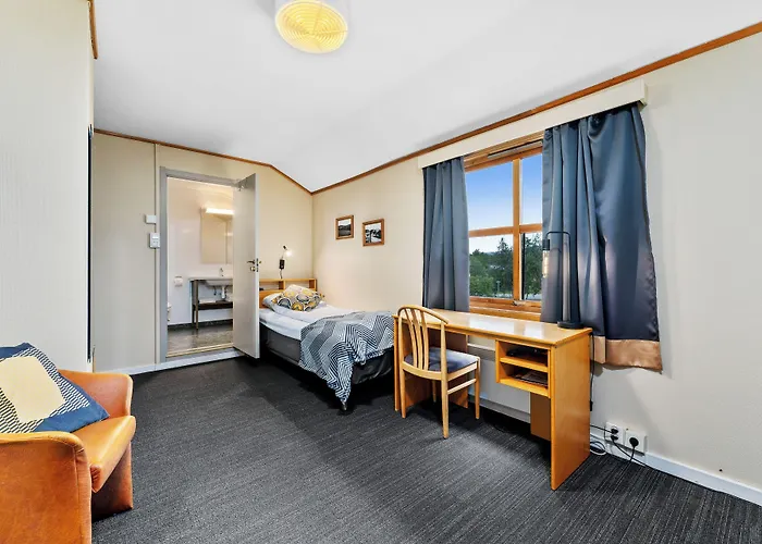 Lakselv Hotel 호텔 락셀브