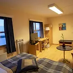Lakselv Hotel מלון 3*